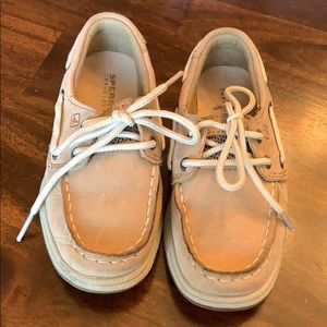 Sperry Intrepid topsider deck shoe